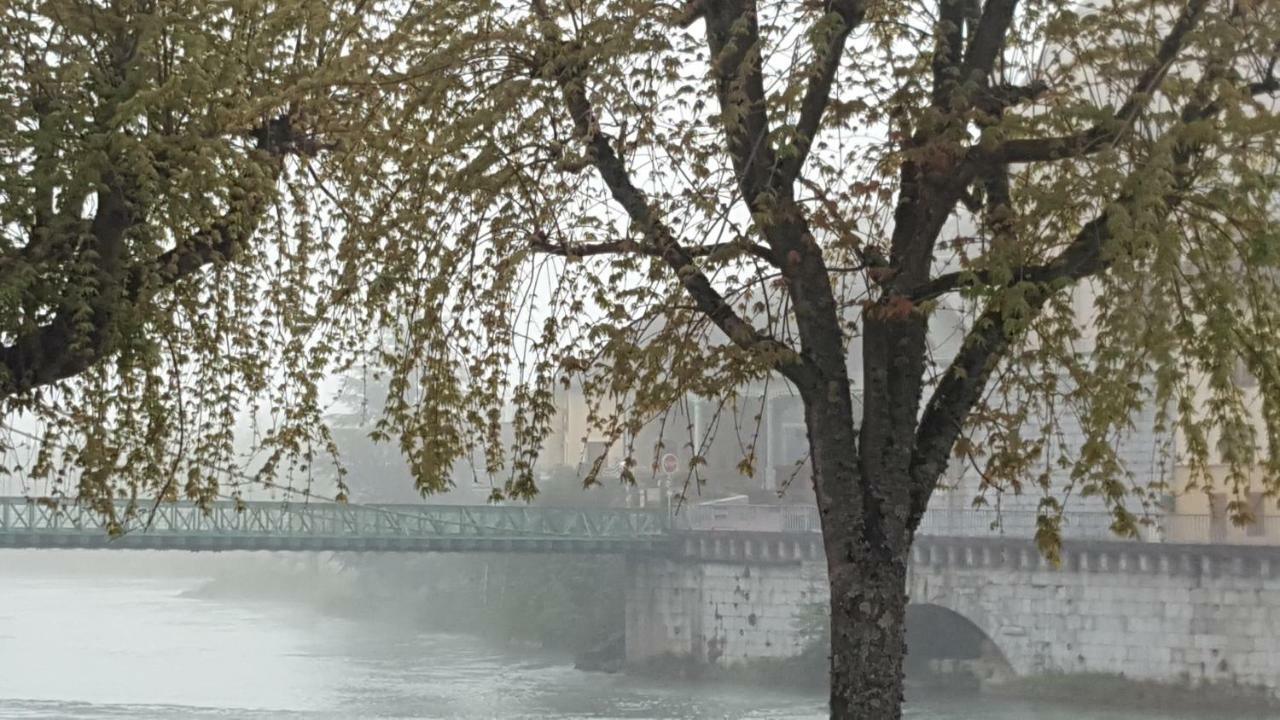 Hotel Du Rhone Seyssel Dış mekan fotoğraf